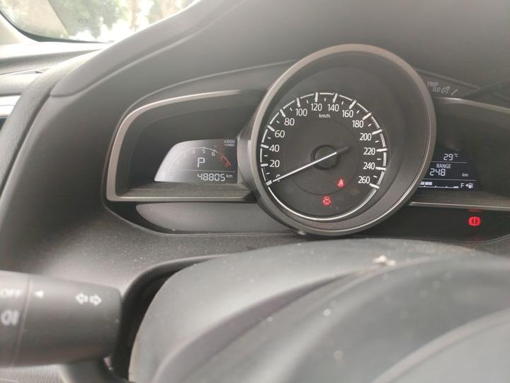 3 Axela 2017 Hatchback 1.5L AT Comfort China VI photo 8