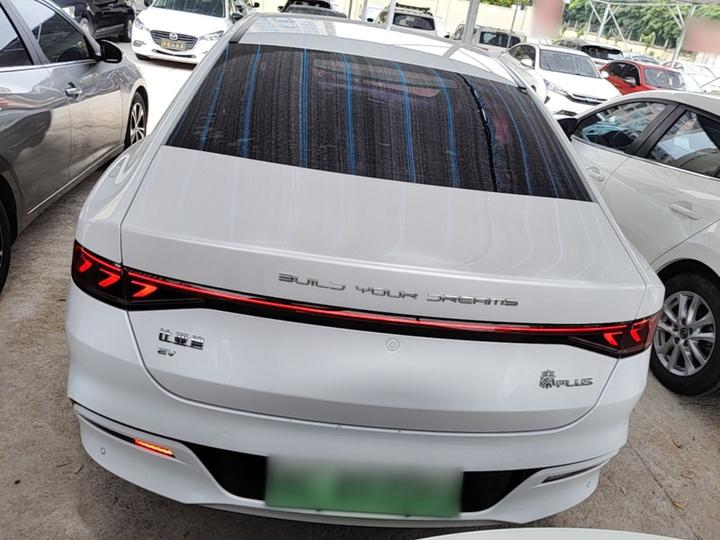 Qin PLUS 2021 EV 400KM Luxury photo 3