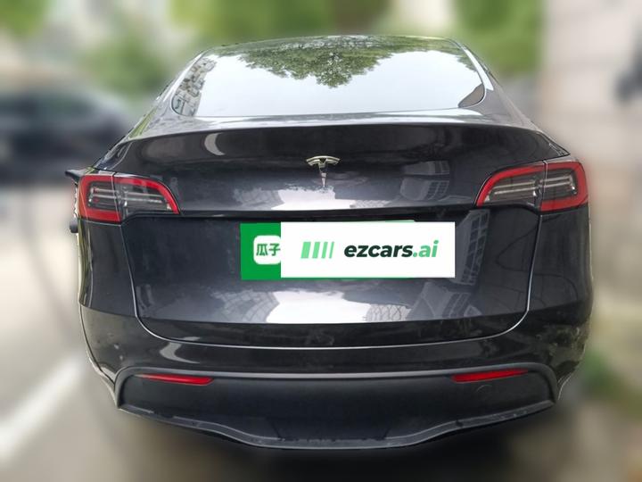 Model Y 2024 RWD photo 5