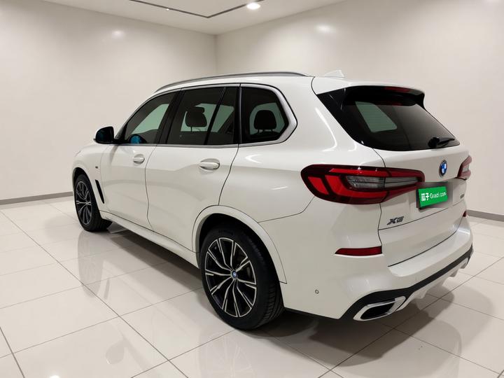 X5 Imported 2020 xDrive40i M Sport Package photo 4