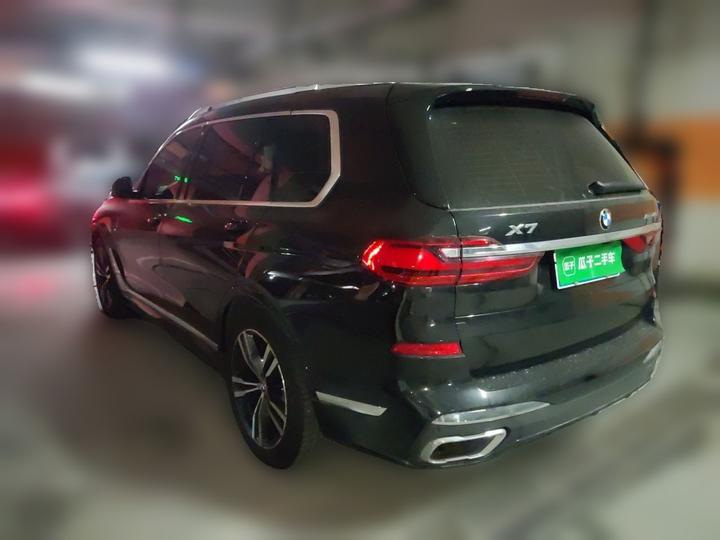 X7 2021 Facelift xDrive40i Exclusive M Sport Package photo 4