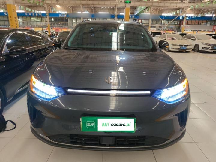 Leapmotor C11 2023 EV 580 AWD Performance photo 2