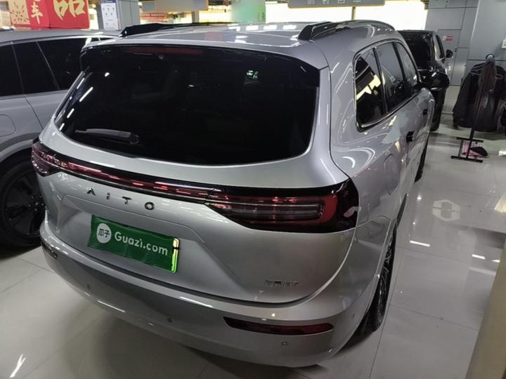 HIMA AITO M7 2024 1.5T ADAS AWD Max 6-Seater photo 4