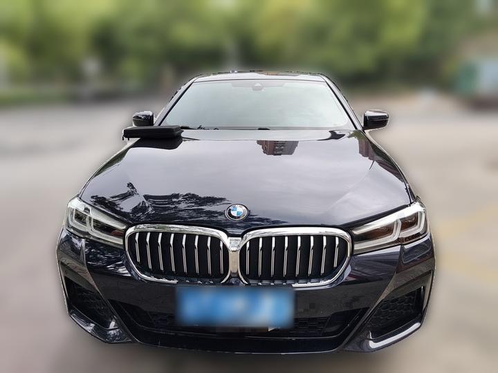 5 Series Imported 2022 530i M Sport Package photo 2