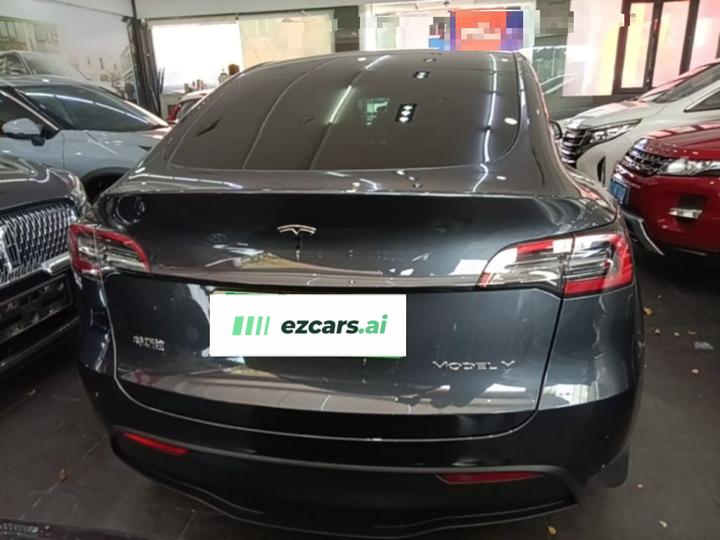 Model Y 2024 RWD photo 5