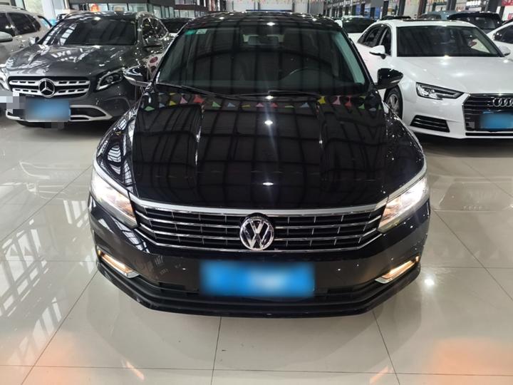 Passat 2017 330TSI DSG photo 2