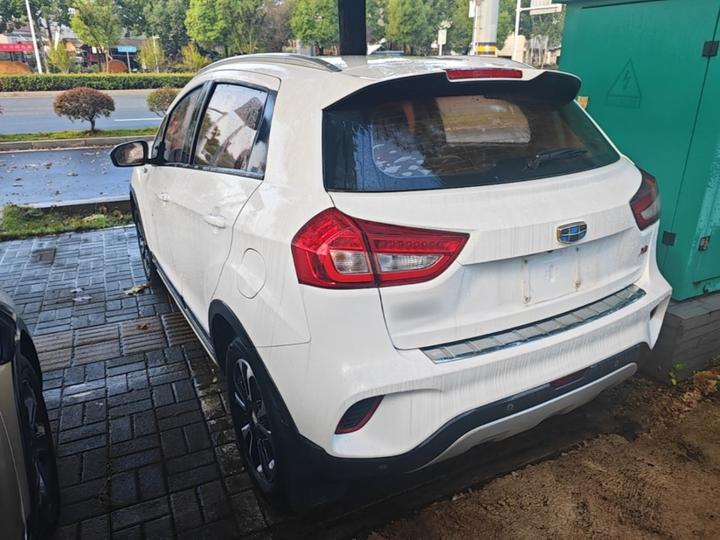 Vision X3 2017 1.5L MT Elite photo 4