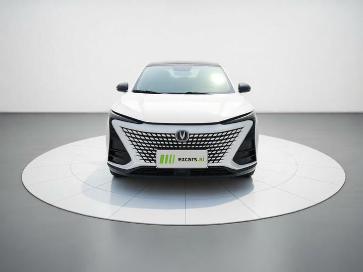 UNI-T 2020 1.5T Premium photo 2