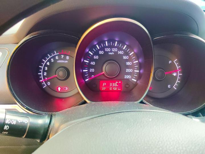 K2 2015 Sedan 1.4L AT GLS photo 8