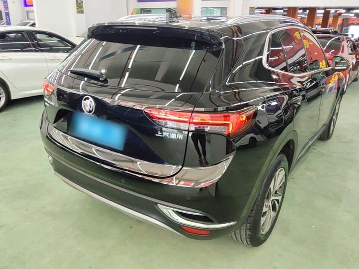 2022 Envision S 652T RWD Luxury photo 4