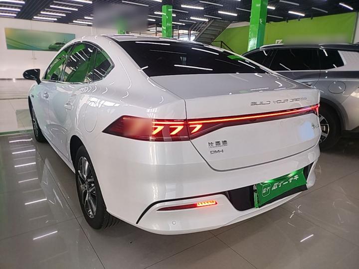 Qin PLUS 2023 Champion DM-i 120KM photo 4