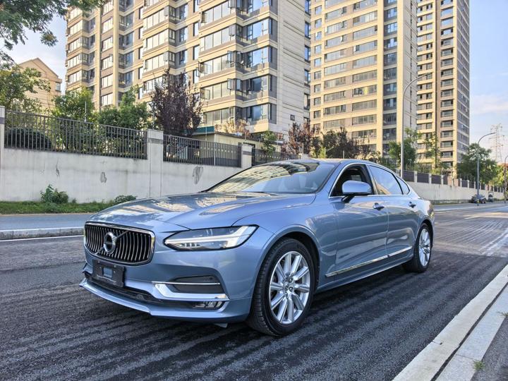 S90 2020 T5 Luxury
