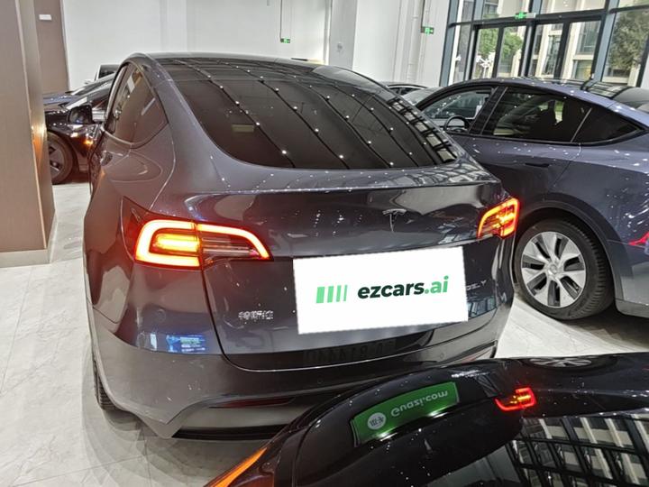 Model Y 2022 Facelift RWD photo 3