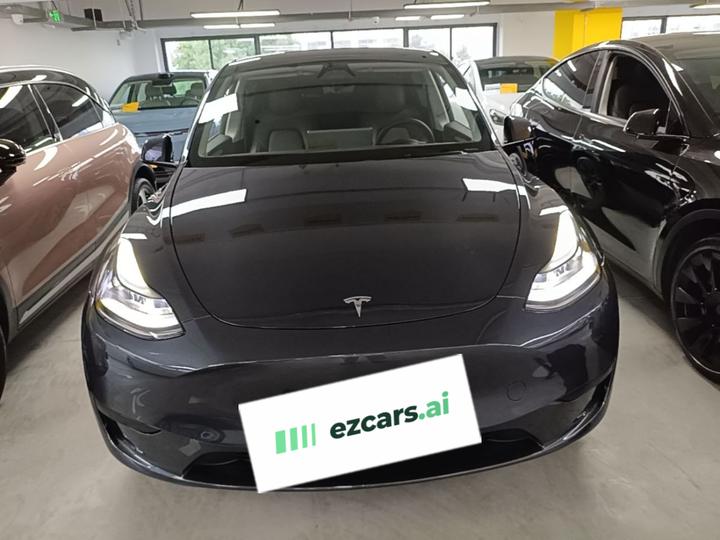 Model Y 2024 RWD photo 2