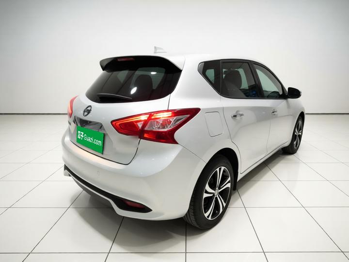 Tiida 2021 1.6L CVT photo 6