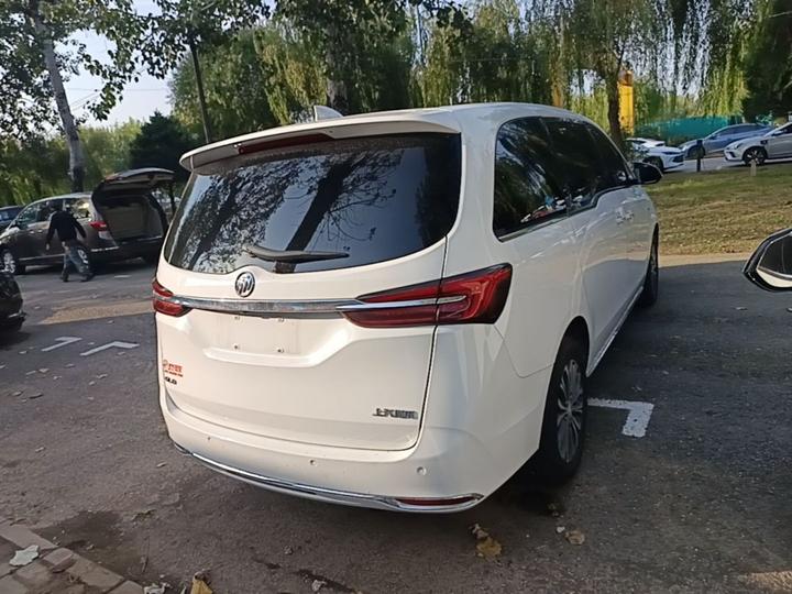 GL8 2023 Facelift Luxury photo 6