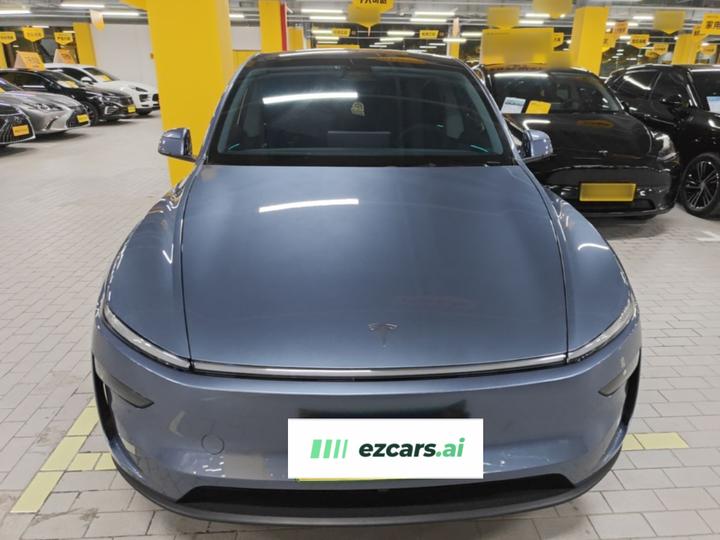 Model Y 2025 RWD Launch Edition photo 2