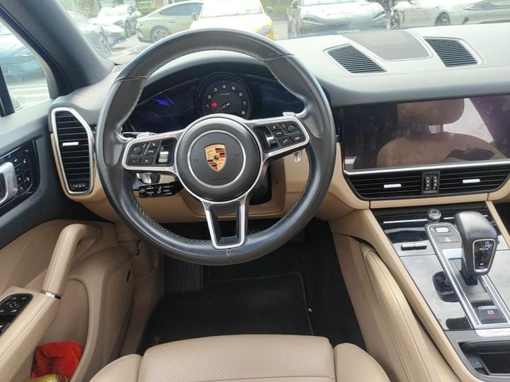 2018 Cayenne 3.0T photo 5