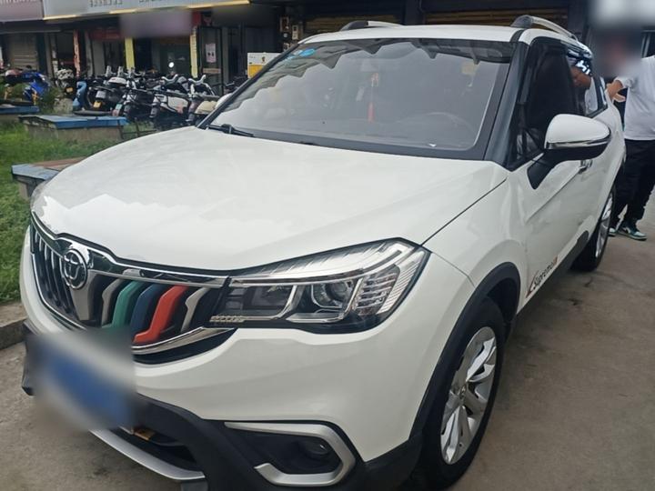 Zhonghua V3 2017 1.5L MT Comfort