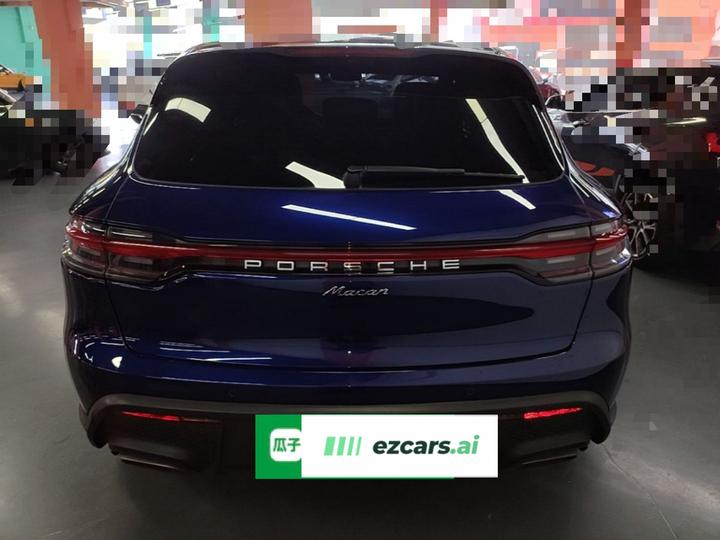 2022 Macan 2.0T photo 3