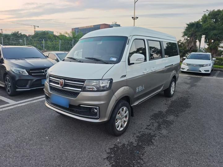 Jinbei Hiace X30L 2024 Bus 5/6/7-Seater