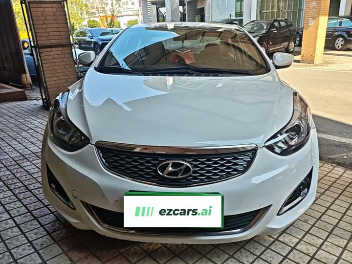 Elantra 2016 1.6L AT Smart photo 2