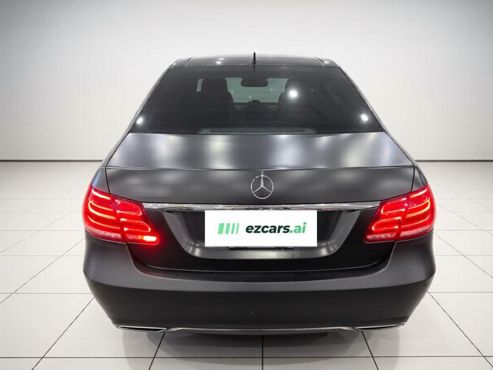 E-Class 2015 E 200 L photo 3