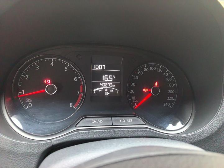 Polo 2016 1.4L MT photo 8