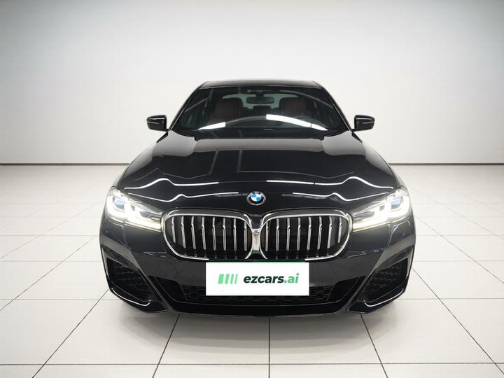 5 Series 2022 Facelift 525Li M Sport Package photo 2