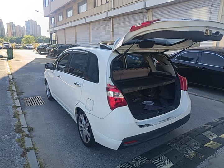 A6 2015 Hatchback 1.4L MT Imagine photo 4