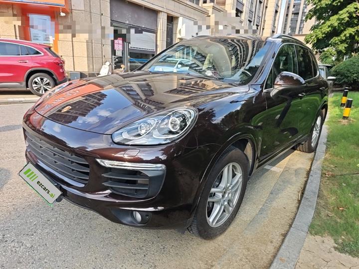 2016 Cayenne Platinum Edition 3.0T