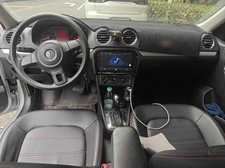 2015 1.6L AT Comfort photo 5