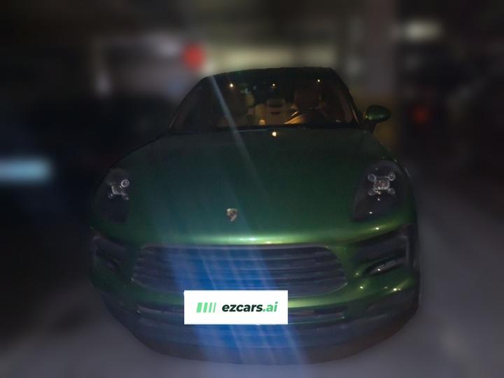 2020 Macan 2.0T photo 2