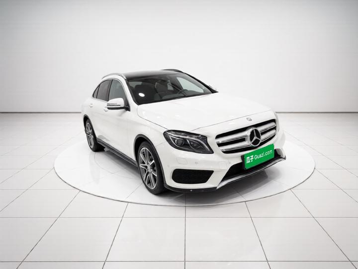 GLA 2015 GLA 260 4MATIC Sport photo 3