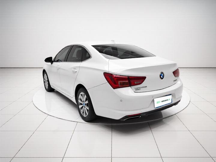 Verano 2017 Sedan 20T DCT Elite photo 4