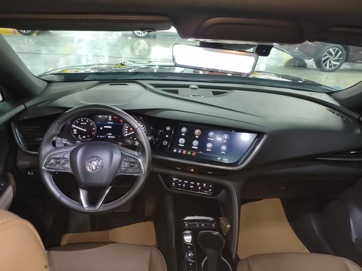 2022 Envision Plus 652T 5-Seater Luxury photo 4