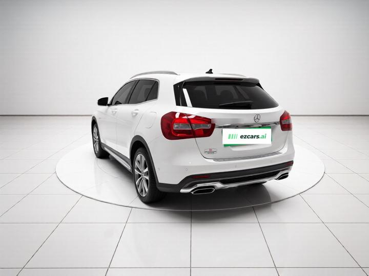 GLA 2016 GLA 200 Dynamic photo 4