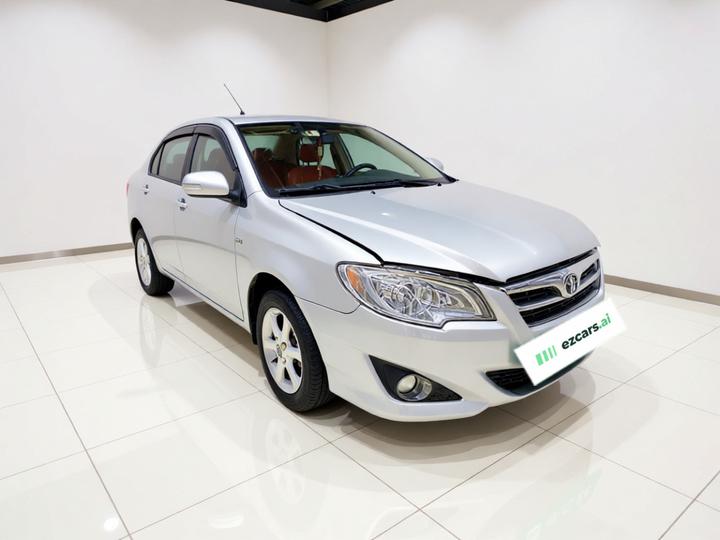 2013 1.6L MT Excellence photo 3