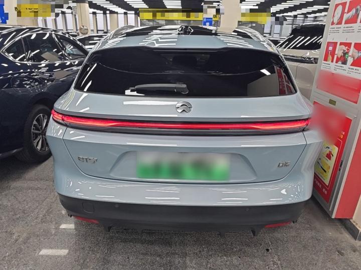ET5T 2024 75kWh Touring photo 3