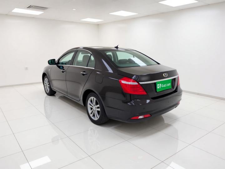 Emgrand 2017 Sedan 1.5L MT photo 4