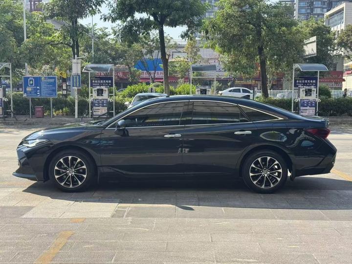 Avalon 2022 2.5L Luxury photo 4