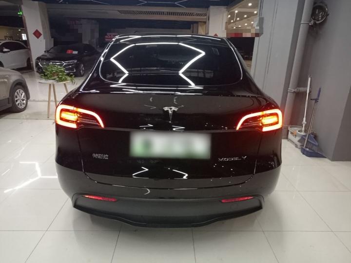 Model Y 2022 Facelift Long Range AWD photo 5