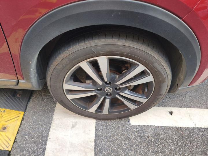 2019 1.5L CVT Connected Luxury photo 8