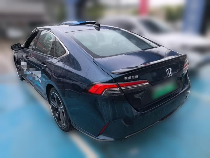 EV 2023 e:PHEV photo 4