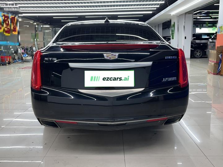 XTS 2017 28T Tech photo 3