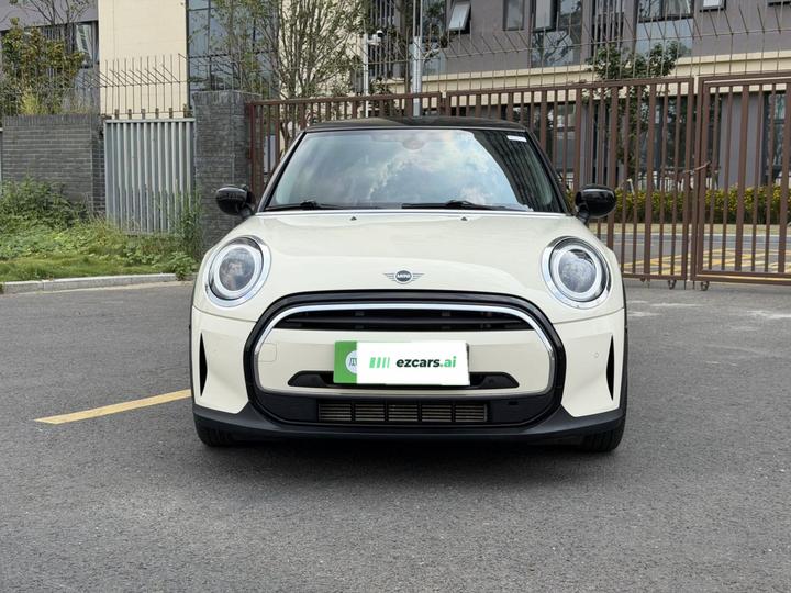 2022 Facelift 1.5T COOPER Classic photo 2