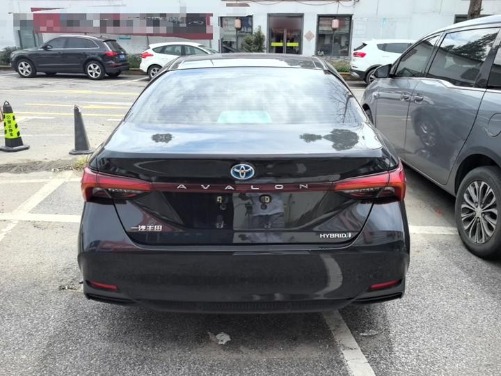 Avalon 2019 Hybrid 2.5L Luxury China VI photo 3