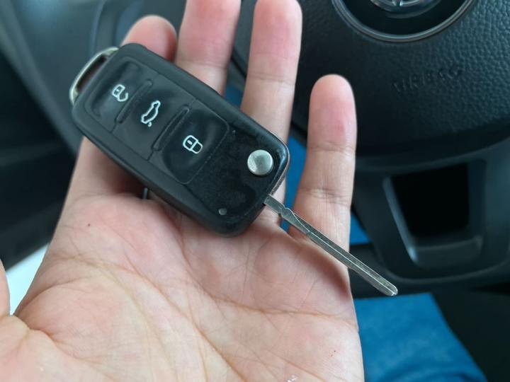 Lavida 2015 1.6L MT photo 8