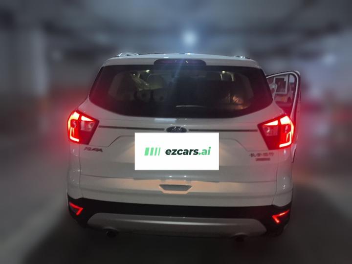 Kuga 2017 EcoBoost 180 RWD photo 5