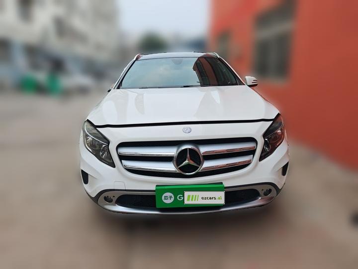 GLA 2016 GLA 200 Dynamic photo 2